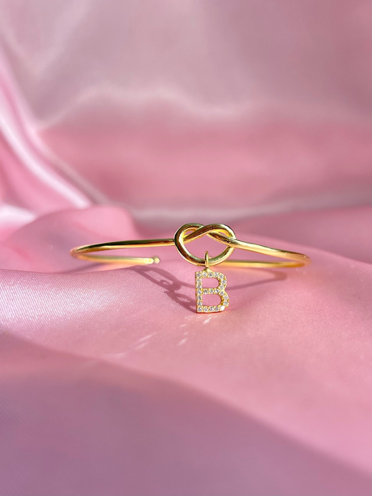 Pulsera de letra, plata de ley 925 - pulsera inicial, pulsera de bucle - pulsera personalizada, pulsera de letra personalizada, pulsera de hermandad, regalo del día de la madre, regalo de Navidad