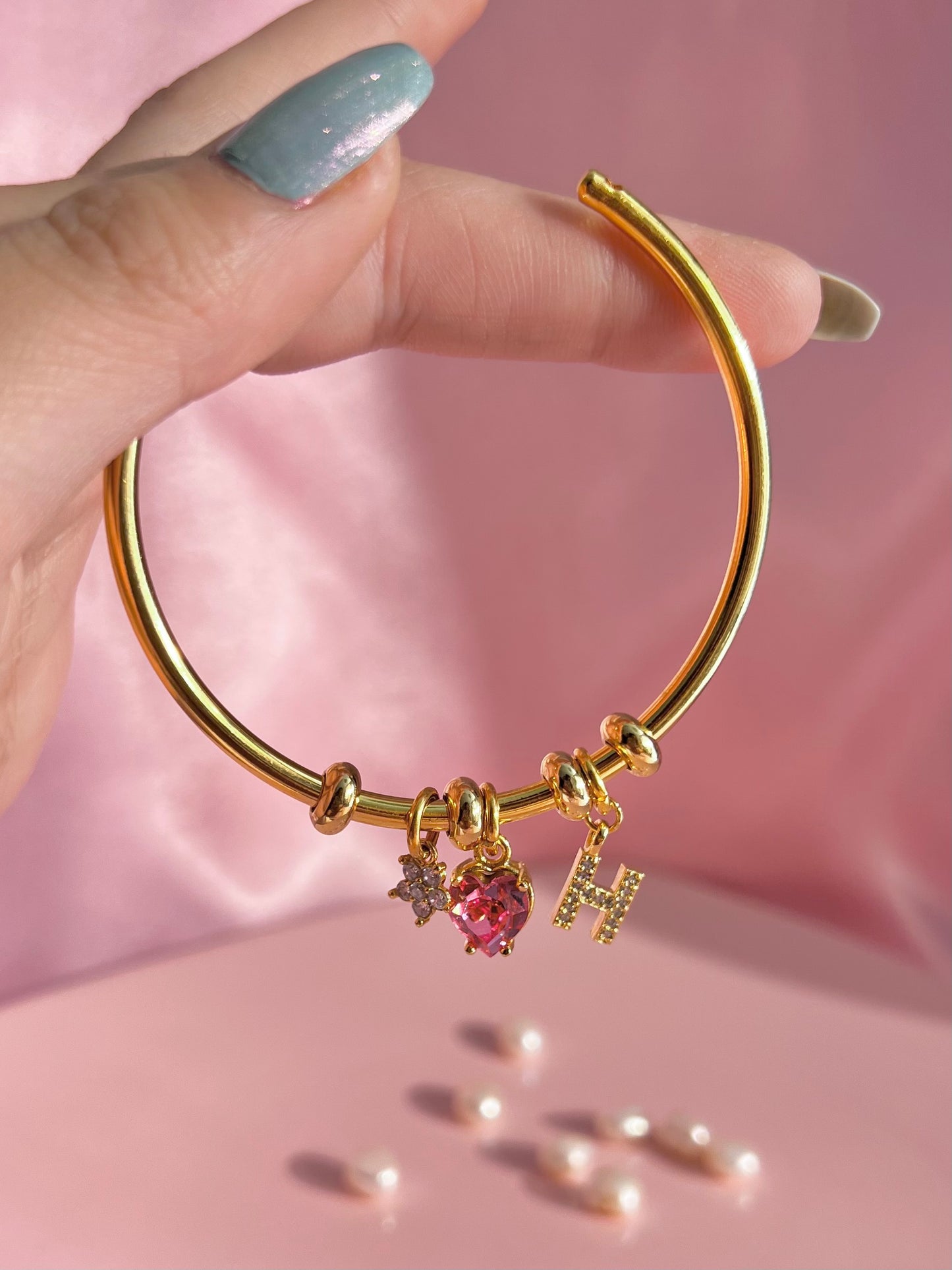 Pulsera con dijes de Lola - Pulsera con dijes de margaritas - Pulsera con dijes personalizados