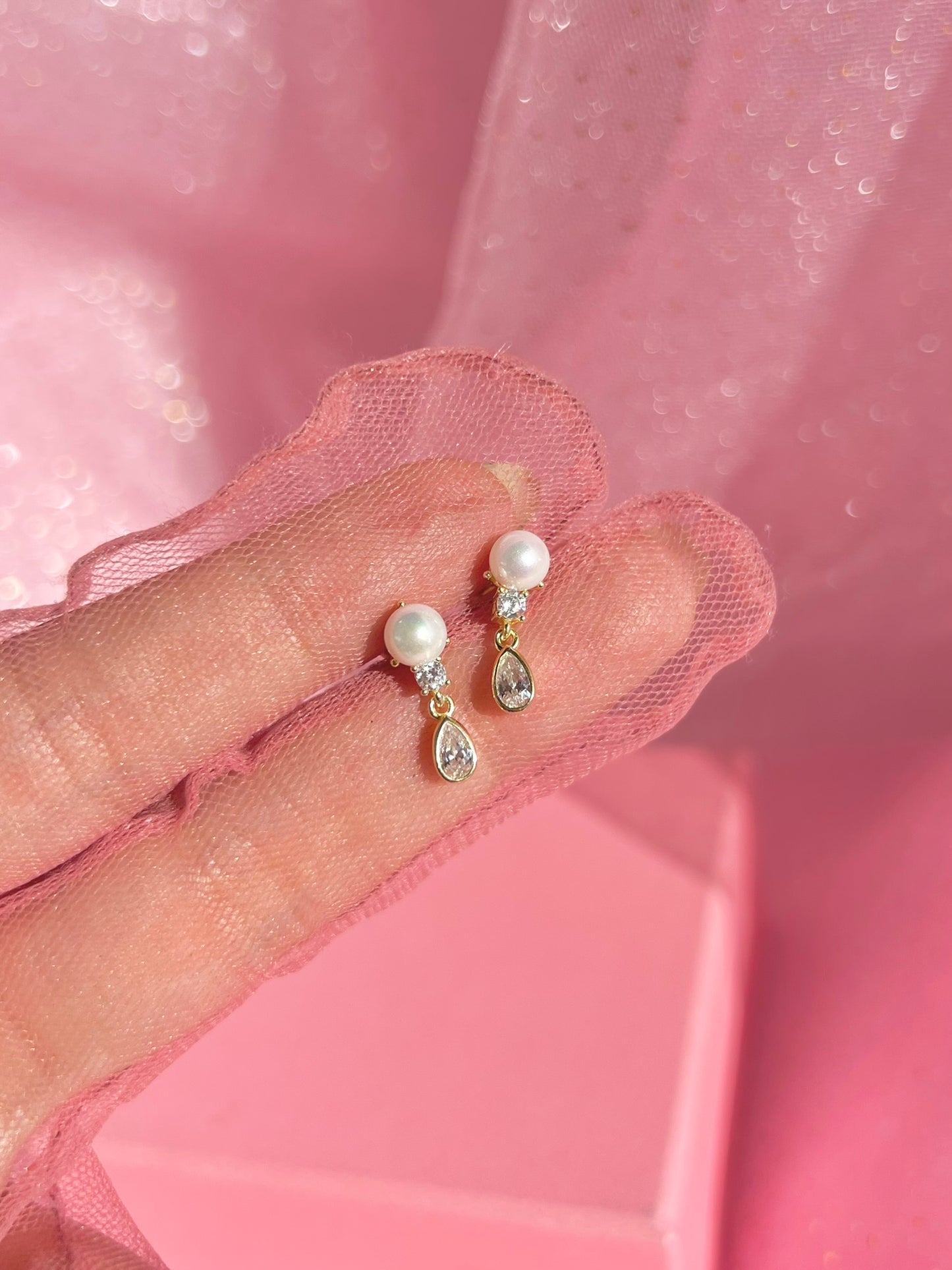 Water Drop Earrings with PearL -Minimalist Earring -925 Sterling Silver EaRring -Simple Stone Pearl Earring