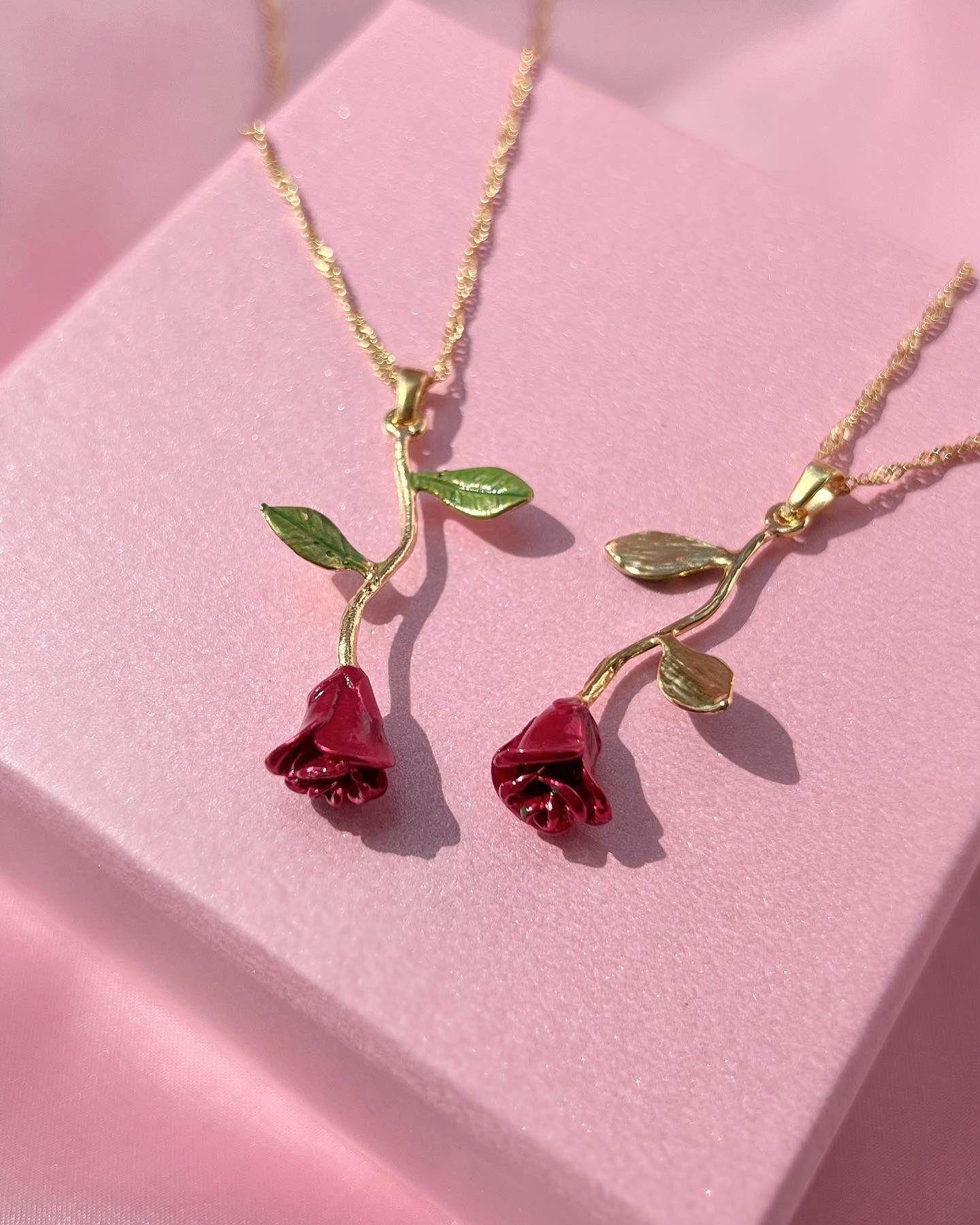 Belle The Beauty Rose Necklace, Belle Rose Necklace, Gold and Silver Plated, Beautiful Red Rose Necklace, Eternal Rose Necklace, Belle Jewelry