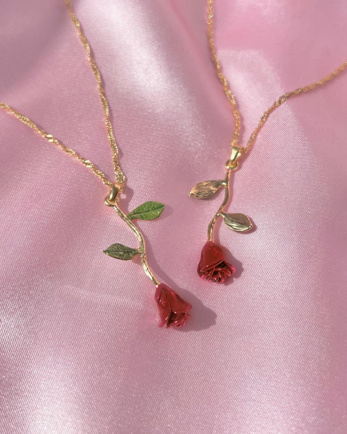 Belle The Beauty Rose Necklace, Belle Rose Necklace, Gold and Silver Plated, Beautiful Red Rose Necklace, Eternal Rose Necklace, Belle Jewelry